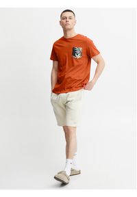 Blend T-Shirt 20715038 Czerwony Regular Fit. Kolor: czerwony. Materiał: bawełna #3