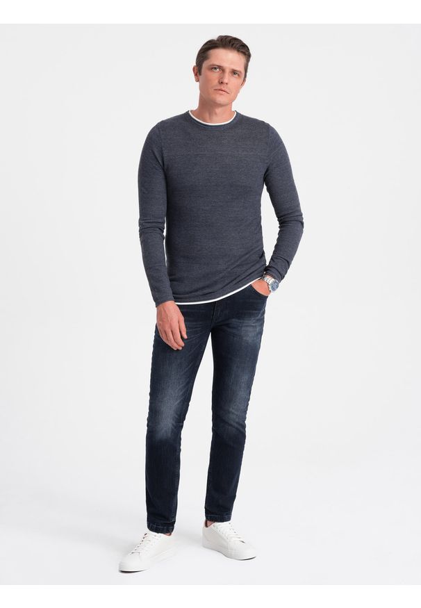 Ombre Clothing - Bawełniany sweter męski z okrągłym dekoltem - granatowy melanż V3. Kolor: niebieski. Materiał: bawełna. Wzór: melanż. Styl: klasyczny
