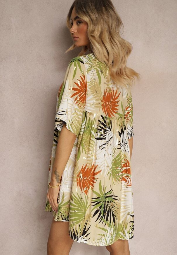 Renee - Biało-Pomarańczowa Sukienka o Rozkloszowanym Kroju z Falbanką i Trójkątnym Dekoltem Tiamaya. Kolor: biały. Długość rękawa: krótki rękaw. Typ sukienki: rozkloszowane