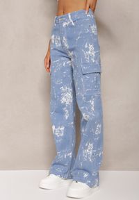 Renee - Niebieskie Jeansy High Waist z Designerskim Wzorem z Szerokimi Nogawkami Joltta. Stan: podwyższony. Kolor: niebieski. Wzór: aplikacja. Styl: klasyczny #3