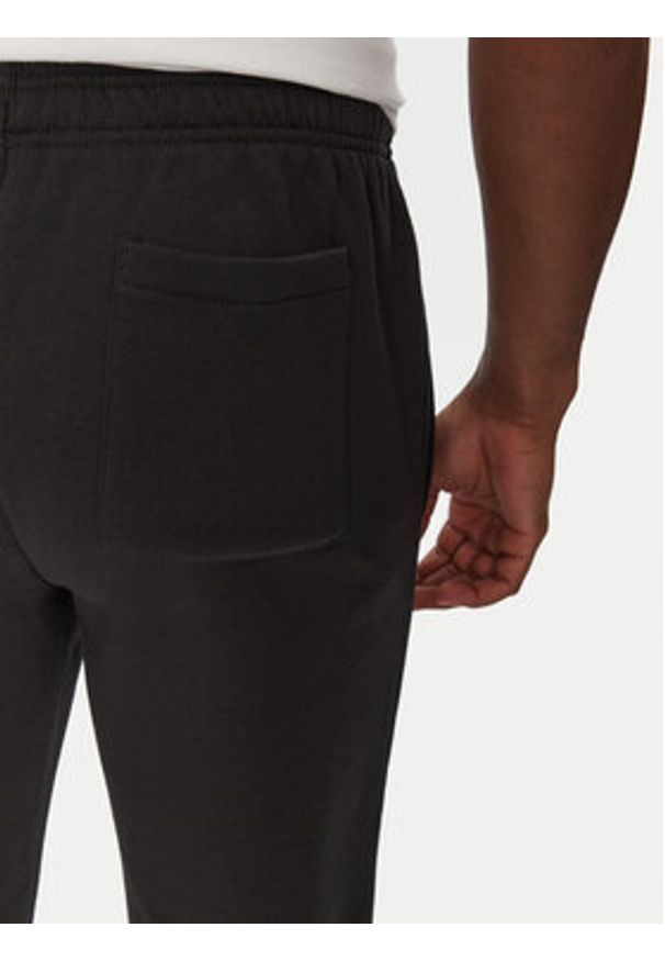 GAP - Gap Spodnie dresowe 500382-47 Szary Regular Fit. Kolor: szary. Materiał: bawełna