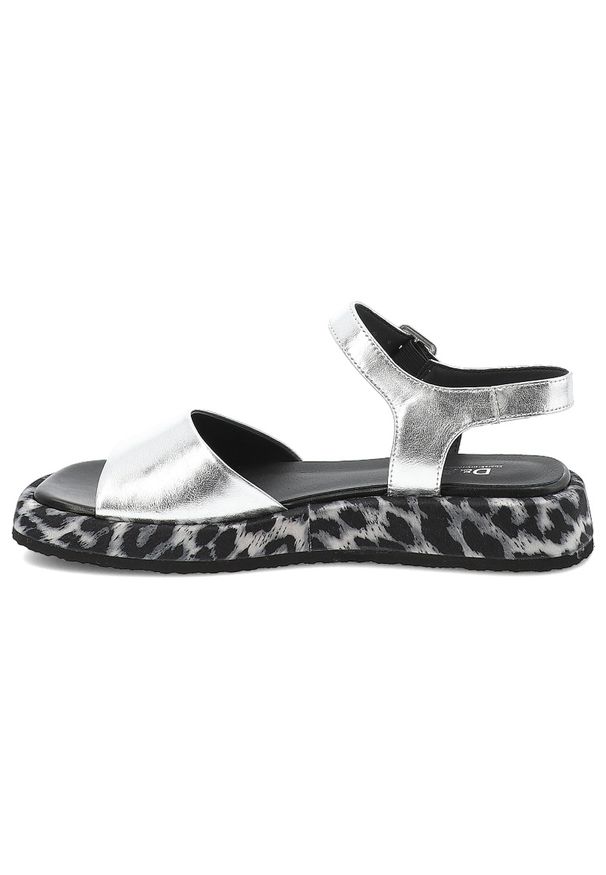 Srebrne Sandały S.Barski Modne Obuwie Damskie. Okazja: na co dzień. Zapięcie: klamry. Kolor: srebrny. Wzór: nadruk. Sezon: lato. Styl: casual