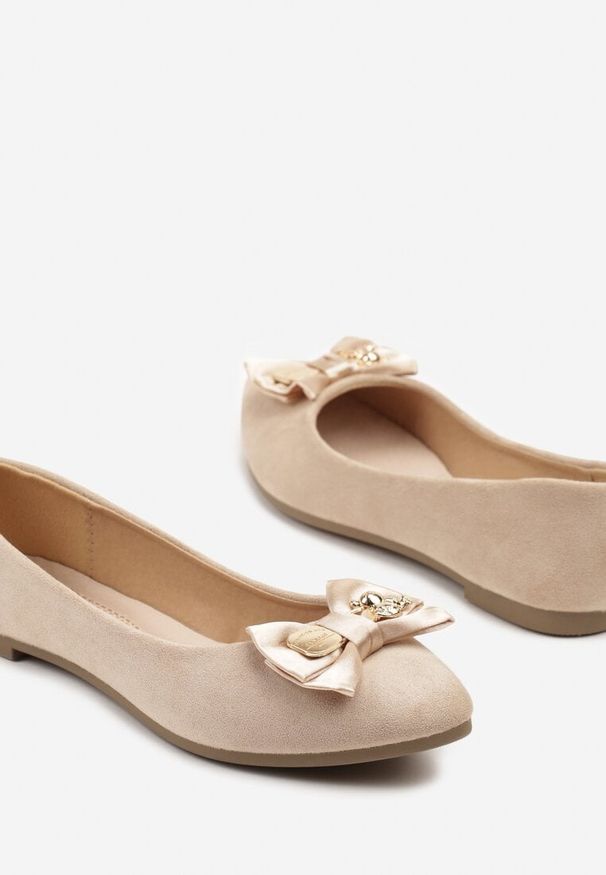 Born2be - Beżowe Balerinki ze Skórzaną Wkładką z Kokardą Galethia. Okazja: na co dzień. Kolor: beżowy. Materiał: skóra. Styl: casual, elegancki