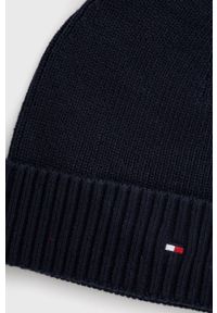 TOMMY HILFIGER - Tommy Hilfiger czapka kolor granatowy z cienkiej dzianiny. Kolor: niebieski. Materiał: dzianina #3