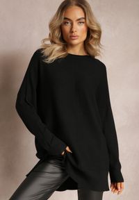 Renee - Czarny Oversizowy Sweter o Przedłużonym Fasonie z Rękawami Typu Nietoperz Porunxa. Kolor: czarny. Długość: długie. Sezon: jesień, zima #1