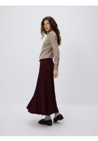 Reserved - Spódnica z prążkowanej dzianiny - mahoniowy. Kolor: brązowy. Materiał: dzianina, prążkowany #1