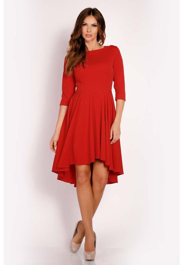 Lou-Lou - Czerwona Sukienka z Szerokim Asymetrycznym Dołem. Kolor: czerwony. Materiał: elastan, poliester, wiskoza. Typ sukienki: asymetryczne