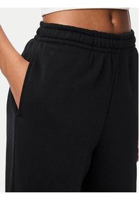 Pieces Spodnie dresowe Chilli 17156301 Czarny Straight Fit. Kolor: czarny. Materiał: bawełna, syntetyk #4