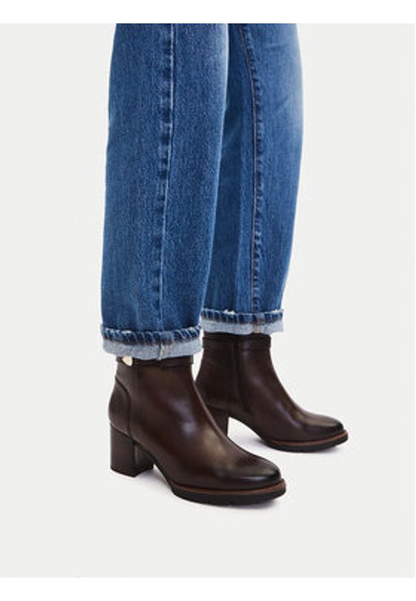 Lasocki Botki CEO-WB-TATIANA-26 Brązowy. Kolor: brązowy. Materiał: skóra