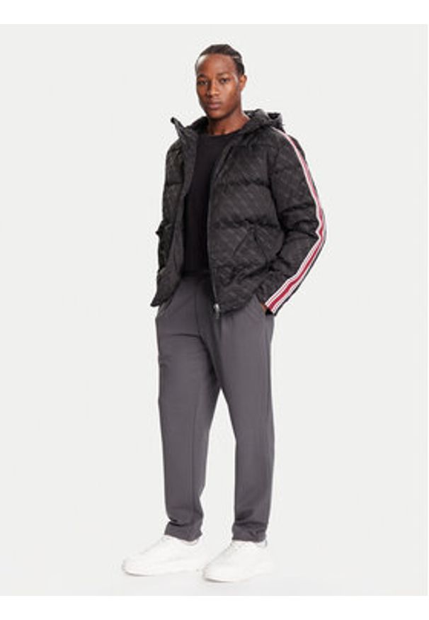 Guess Kurtka przejściowa Z5BL02 WFIQ2 Czarny Regular Fit. Kolor: czarny. Materiał: syntetyk