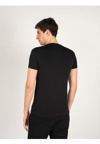 Iceberg T-shirt "C-neck" | ICE1UTS01 | Mężczyzna | Czarny. Kolor: czarny. Materiał: bawełna, elastan. Wzór: nadruk