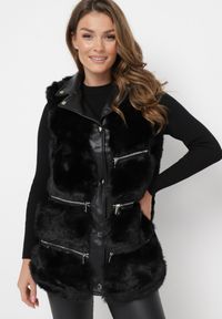 Born2be - Czarna Futrzana Kamizelka ze Wstawkami z Imitacji Skóry Adamani. Kolor: czarny. Materiał: skóra, futro #1