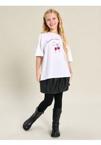 Sinsay - Koszulka - kremowy. Kolor: kremowy. Długość rękawa: krótki rękaw. Długość: krótkie. Wzór: nadruk #1