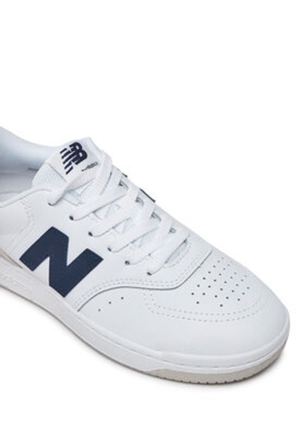 New Balance Sneakersy BB80GRN Biały. Kolor: biały. Materiał: skóra