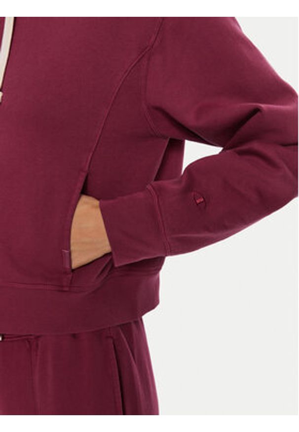 Champion Bluza 117631 Czerwony Regular Fit. Kolor: czerwony. Materiał: bawełna