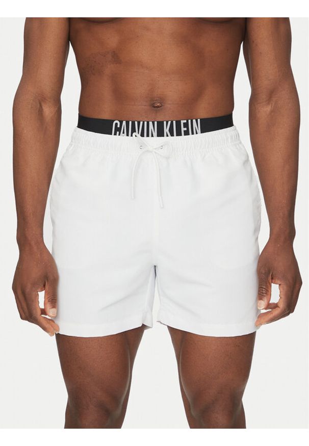 Calvin Klein Swimwear Szorty kąpielowe KM0KM01093 Biały Regular Fit. Kolor: biały. Materiał: syntetyk