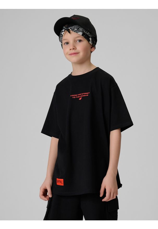 4f - 4F T-shirt loose z nadrukiem chłopięcy - czarny 158/164 (12-14 lat). Kolor: czarny. Materiał: materiał. Wzór: nadruk. Sezon: lato