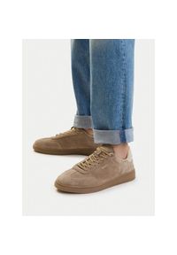 GANT - Sneakersy Gant. Kolor: brązowy #1