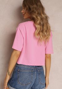 Renee - Różowy T-shirt o Fasonie Cropped Oversize Brighta. Kolor: różowy. Materiał: jeans #4
