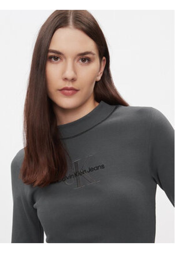Calvin Klein Jeans Sukienka codzienna Hero Monologo J20J222514 Szary Slim Fit. Okazja: na co dzień. Kolor: szary. Materiał: bawełna. Typ sukienki: proste. Styl: casual