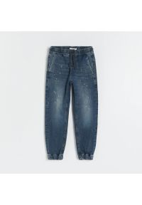 Reserved - Elastyczne jeansy joggers - Niebieski. Kolor: niebieski
