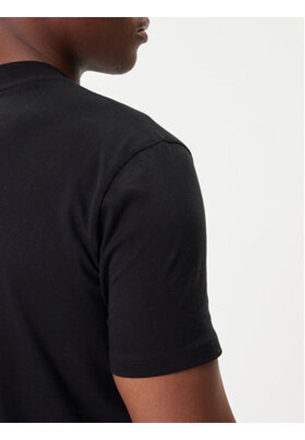 Hugo - HUGO T-Shirt Deterni 50544496 Czarny Regular Fit. Kolor: czarny. Materiał: bawełna