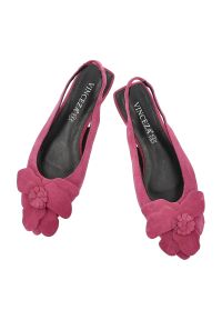 Sandały damskie Vinceza, cholewka ze skóry zamszowej wsuwane na lekkim obcasie, różowe, 66951. Zapięcie: bez zapięcia. Kolor: różowy. Materiał: skóra, zamsz. Obcas: na obcasie. Wysokość obcasa: średni #4