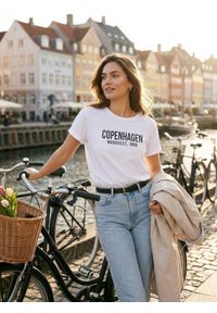 Sinsay - Koszulka z krótkim rękawem - biały. Kolor: biały. Długość rękawa: krótki rękaw. Długość: krótkie #1