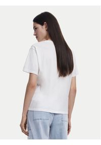 Desigual T-Shirt Paraguay 25SWTKAB Biały Regular Fit. Kolor: biały. Materiał: bawełna #6