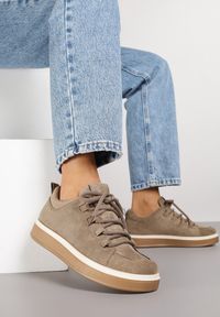 Born2be - Ciemnobeżowe Sneakersy na Kauczukowej Podeszwie Lurrive. Kolor: beżowy. Materiał: kauczuk
