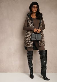 Renee - Czarna Kamizelka Dwustronna z Pikowanymi Przeszyciami i Kapturem Erisabe. Okazja: na co dzień, na spacer. Kolor: czarny. Materiał: jeans. Sezon: jesień. Styl: sportowy, casual #4