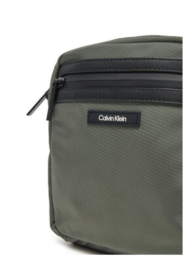 Calvin Klein Saszetka K50K512772 Czarny. Kolor: czarny. Materiał: materiał, nylon