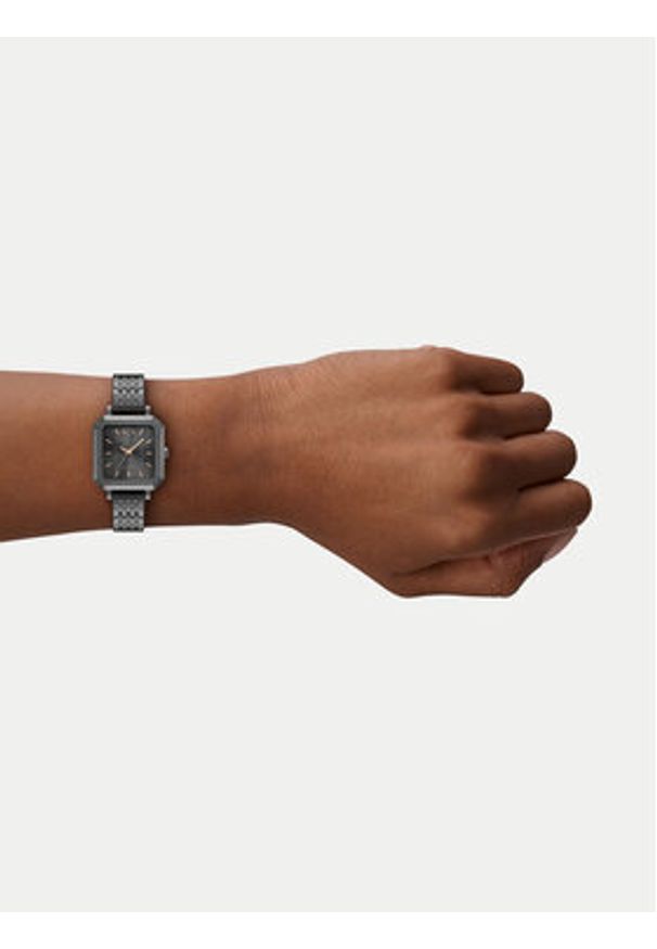 Armani Exchange Zegarek Leila AX5732 Czarny. Kolor: czarny