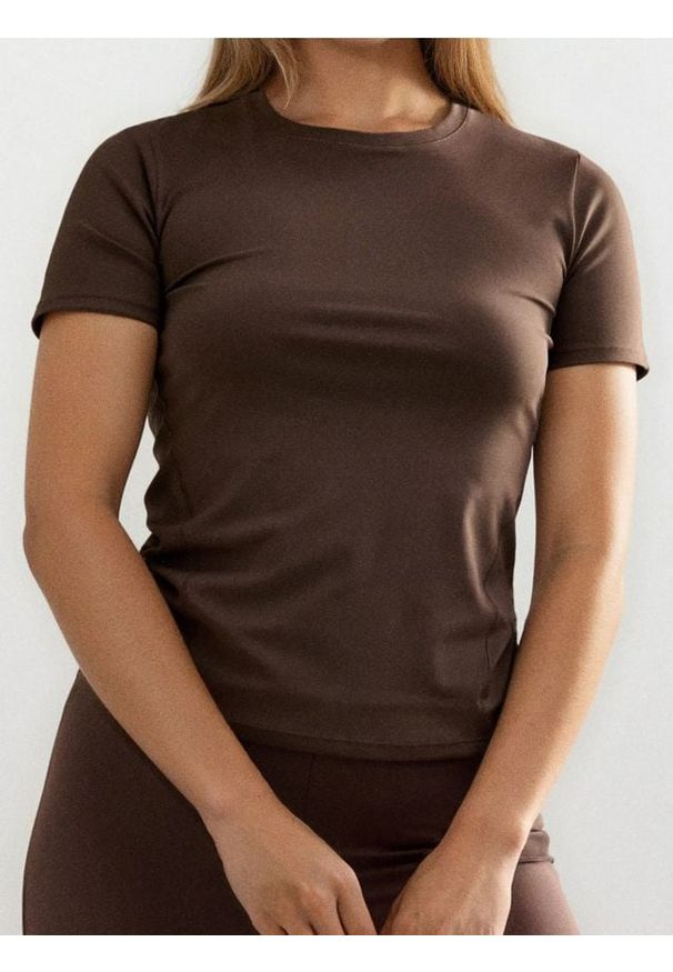 Sinsay - Koszulka sportowa Gym Hard - brązowy. Kolor: brązowy. Styl: sportowy