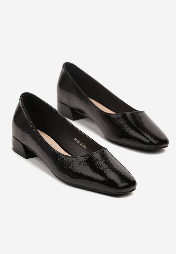Renee - Czarne Czółenka Lakierowane Vices z Wkładką ze Skóry Naturalnej Naliorelle. Okazja: na co dzień. Kolor: czarny. Materiał: skóra, lakier. Styl: casual, elegancki