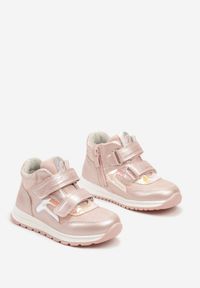 Born2be - Różowe Botki Clibee w Stylu Sneakersów ze Skórzaną Wkładką Ozdobione Przeszyciami Romisya. Okazja: na uczelnię, na co dzień. Zapięcie: rzepy. Kolor: różowy. Materiał: skóra. Wzór: aplikacja. Styl: casual, elegancki #3