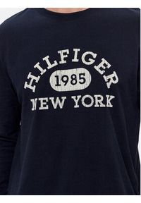 TOMMY HILFIGER - Tommy Hilfiger Longsleeve Collegiate MW0MW32591 Granatowy Regular Fit. Kolor: niebieski. Materiał: bawełna. Długość rękawa: długi rękaw