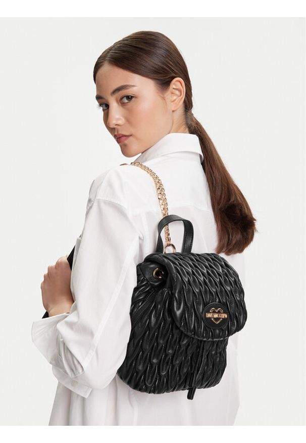 Love Moschino - LOVE MOSCHINO Plecak JC4015PP1NLH0000 Czarny. Kolor: czarny. Materiał: skóra