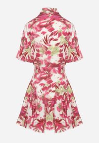 Born2be - Różowa Sukienka z Krótkim Rękawem Zapinana na Guziki z Materiałowym Paskiem i Falbanką Timaooni. Okazja: na co dzień. Kolor: różowy. Materiał: materiał. Długość rękawa: krótki rękaw. Sezon: wiosna, lato. Typ sukienki: rozkloszowane. Styl: wizytowy, casual #2