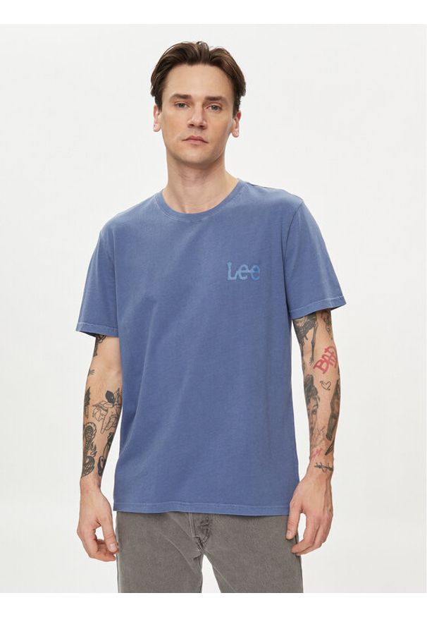 Lee T-Shirt Wobbly 112349080 Niebieski Regular Fit. Kolor: niebieski. Materiał: bawełna