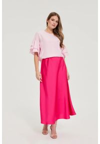 MOODO - Gładka spódnica fuksjowa. Materiał: poliester. Wzór: gładki #1