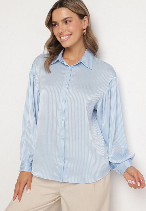 Born2be - Niebieska Koszula z Bufiastymi Rękawami i Przedłużonym Tyłem Zilima. Okazja: na co dzień. Kolor: niebieski. Materiał: jeans. Styl: casual, klasyczny, elegancki