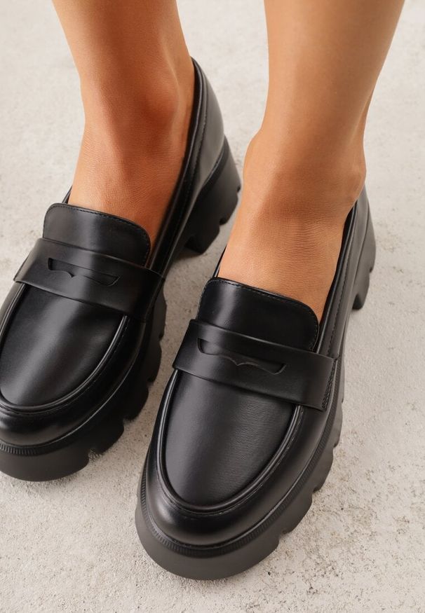 Renee - Czarne Mokasyny na Platformie z Tłoczeniem Guinelle. Kolor: czarny. Materiał: jeans. Sezon: wiosna. Obcas: na platformie