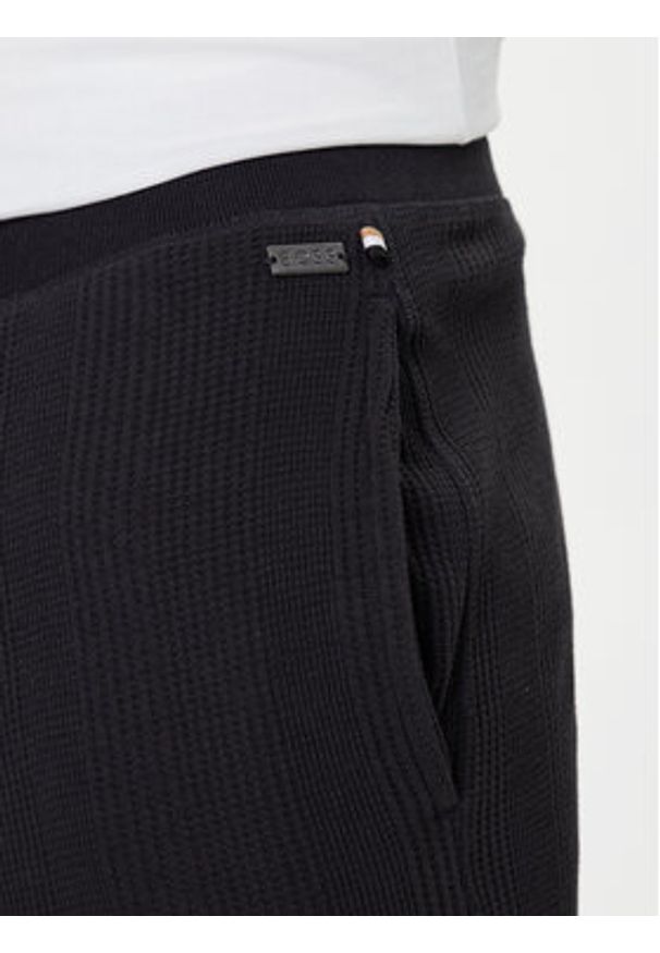 BOSS Spodnie dresowe Structure 50540577 Czarny Regular Fit. Kolor: czarny. Materiał: syntetyk