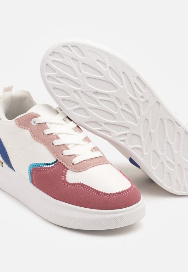 Born2be - Biało-Różowe Sneakersy Ozdobione Metalicznymi Wstawkami Delarila. Okazja: na co dzień. Zapięcie: sznurówki. Kolor: biały. Materiał: jeans. Wzór: aplikacja. Sezon: wiosna, lato