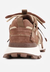Renee - Brązowe Zamszowe Sneakersy Chunky na Platformie z Bieżnikiem ze Skórzaną Wkładką Favusa. Zapięcie: sznurówki. Kolor: brązowy. Materiał: skóra, zamsz. Szerokość cholewki: normalna. Obcas: na platformie #7