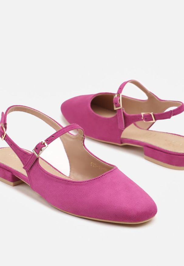 Renee - Fuksjowe Sandały Slingback Vices z Wkładką ze Skóry Naturalnej Sovritia. Okazja: na co dzień, do pracy, na spotkanie biznesowe. Zapięcie: pasek. Kolor: różowy. Materiał: skóra. Sezon: lato. Obcas: na płaskiej podeszwie. Styl: casual, elegancki, biznesowy, klasyczny