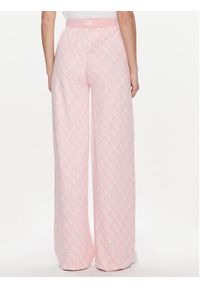 Guess Spodnie materiałowe V4RB11 KC2X2 Różowy Straight Leg. Kolor: różowy. Materiał: syntetyk #3