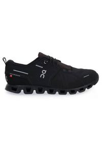 Buty do chodzenia męskie On Cloud 5 Waterproof. Zapięcie: sznurówki. Kolor: czarny. Materiał: materiał, syntetyk, tkanina. Szerokość cholewki: normalna. Sport: turystyka piesza