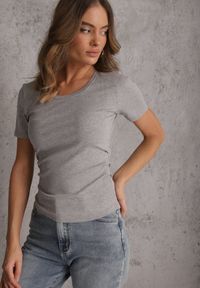 Renee - Szary T-shirt w Prążki z Marszczeniami po Bokach Nedala. Okazja: na co dzień. Kolor: szary. Wzór: prążki. Styl: casual, elegancki #1